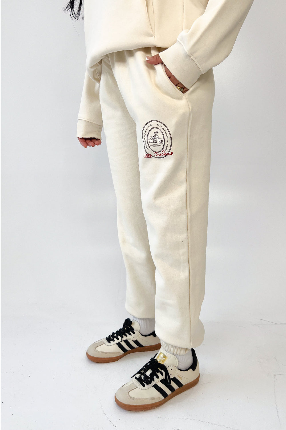 Studio Leisure checkout ecru and red printed jogger