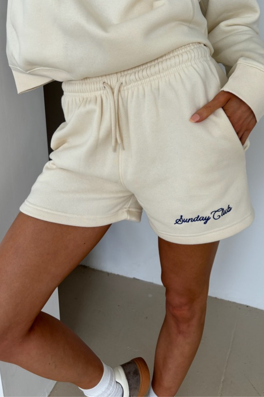Studio Leisure sunday ecru embroidered shorts
