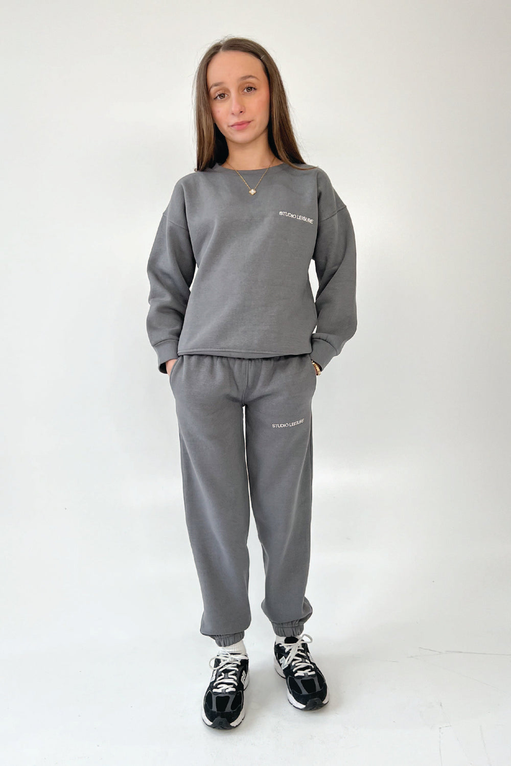 Mini studio leisure essential steel grey embroidered sweater